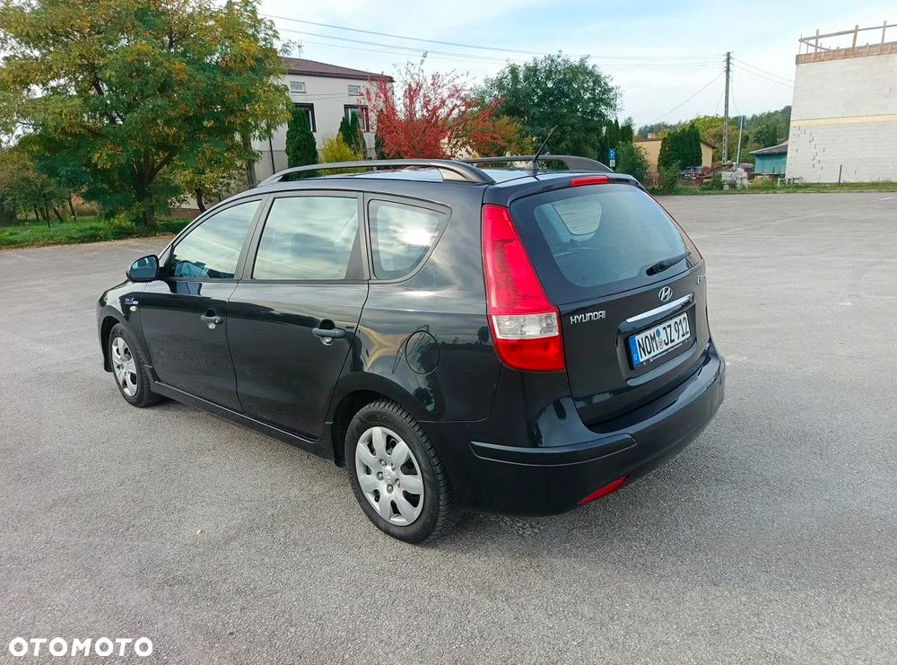 Hyundai i30 i30cw 1.4 blue Comfort - 3