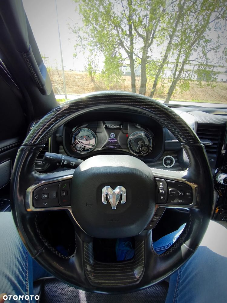 RAM 1500 Crew Cab Limited - 2