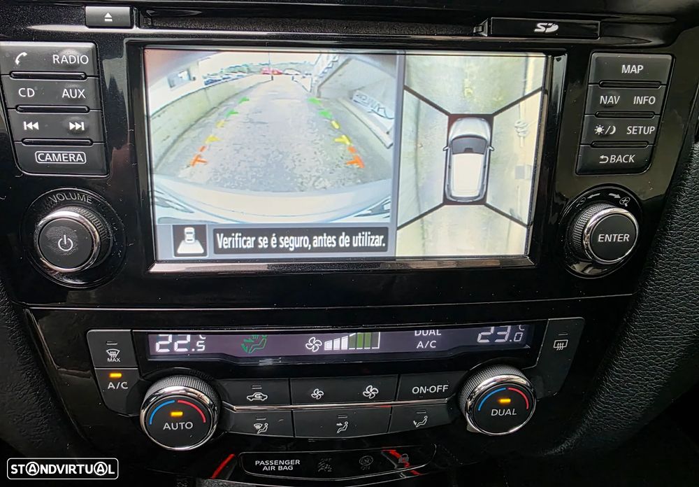 Nissan Qashqai 1.5 dCi N-Connecta 18 - 39