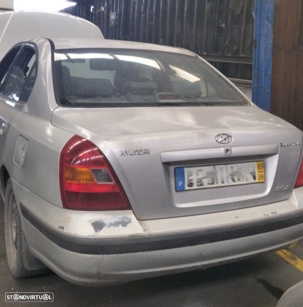 Para Peças Hyundai Elantra Três Volumes (Xd) - 1