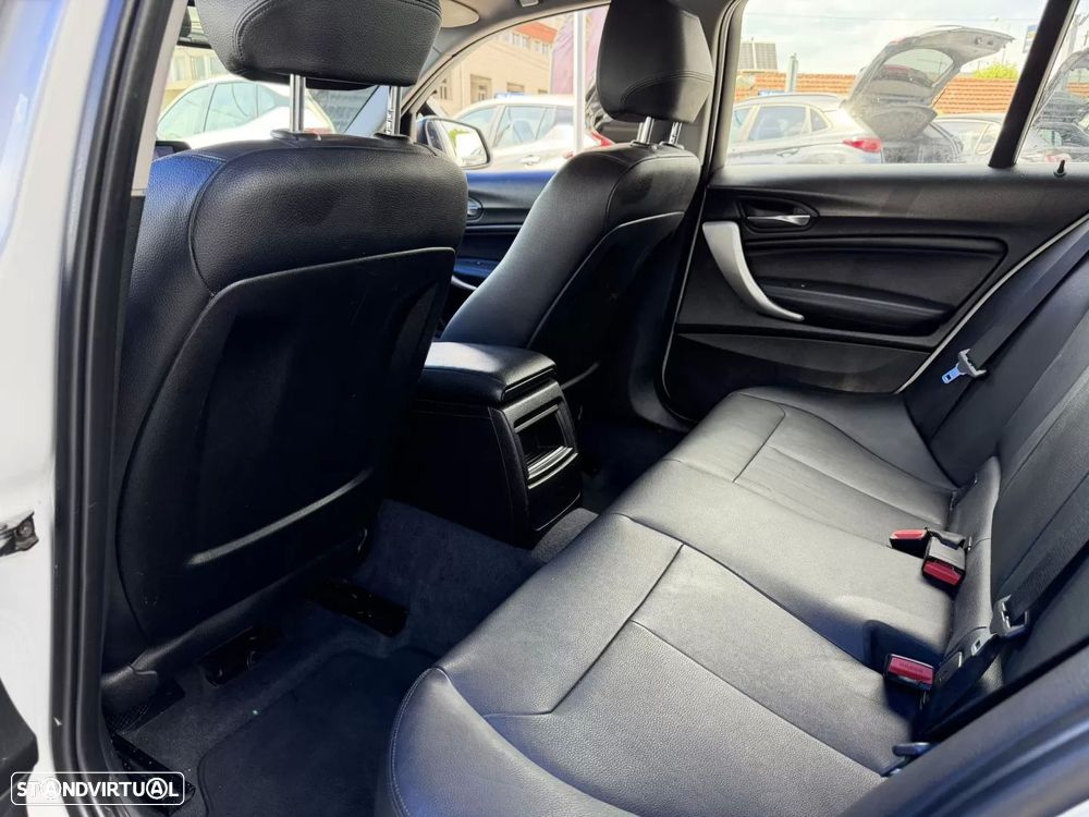 BMW 116 d EDynamics Line Urban - 15