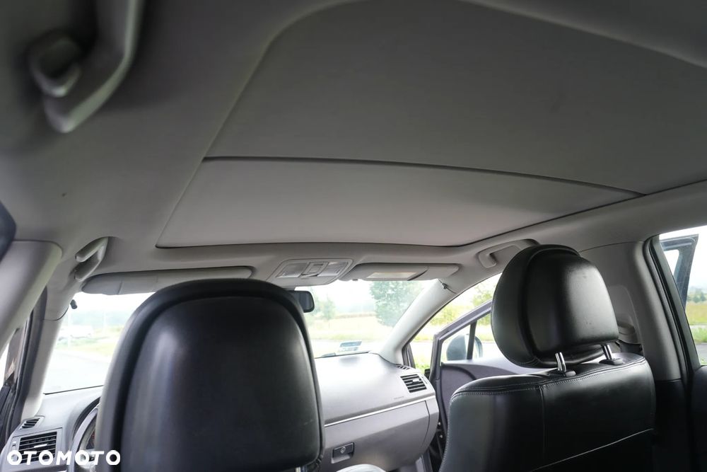 Toyota Avensis 2.0 Prestige MS - 17