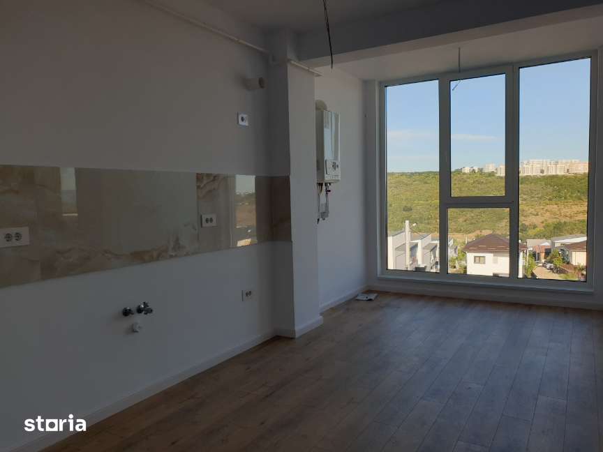 IASI-REDIU –Apartament cu 3 camere ultramodern- suprafata vitrata mare - Imagine principală: 5/20
