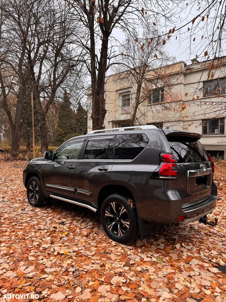 Toyota Land Cruiser 2.8l Turbo D-4D A/T Luxury - 4