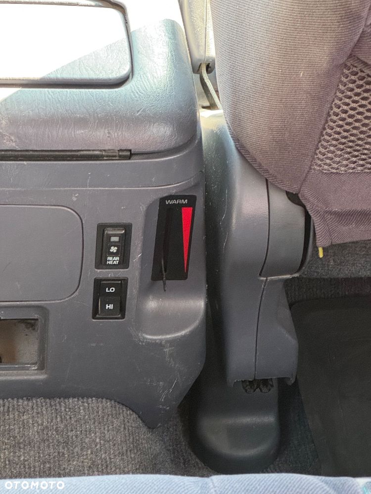 Toyota Land Cruiser KJ90 3.0 TD - 36