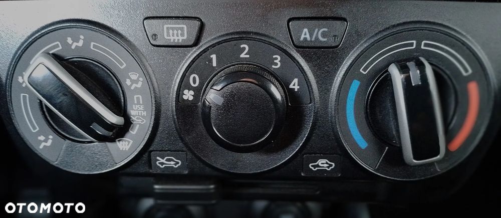 Suzuki Swift 1.2 Dualjet SHVS Premium Plus - 17