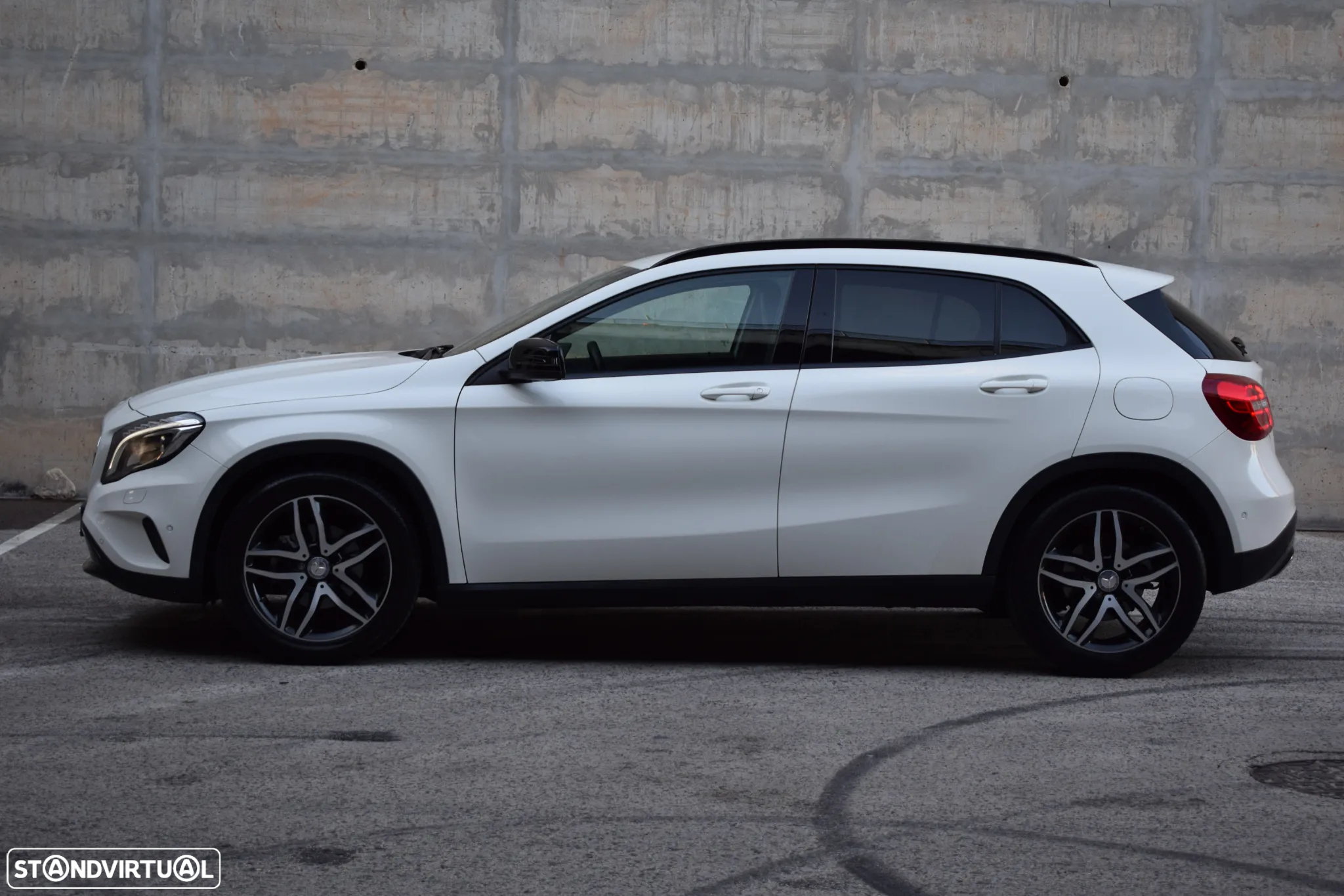 Mercedes-Benz GLA 180 CDi Urban - 12