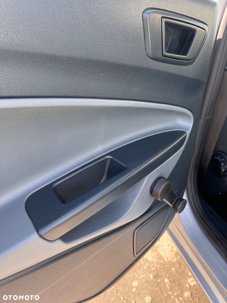 Ford Fiesta 1.25 Silver X - 22