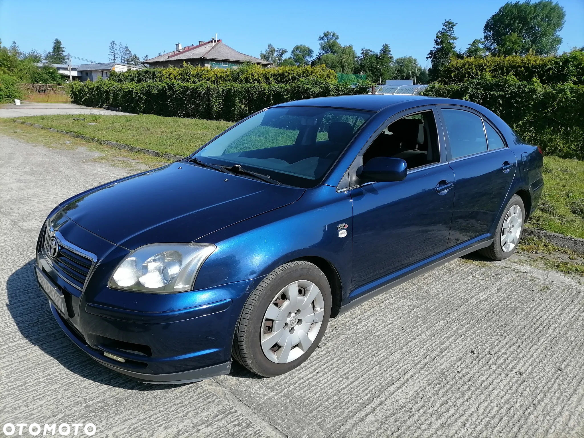 Toyota Avensis - 4
