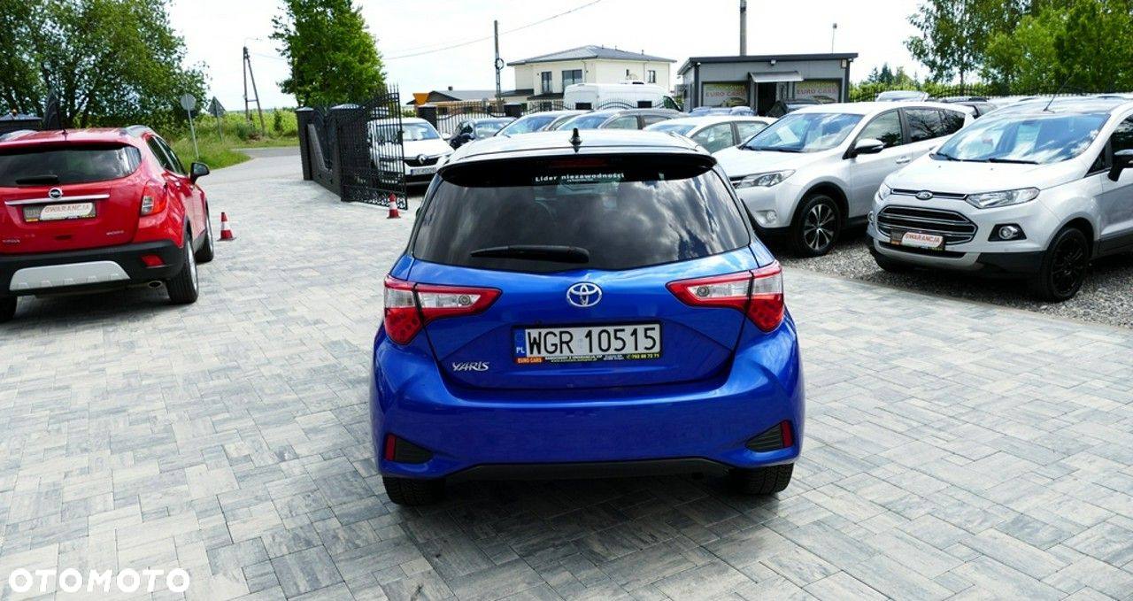 Toyota Yaris - 12