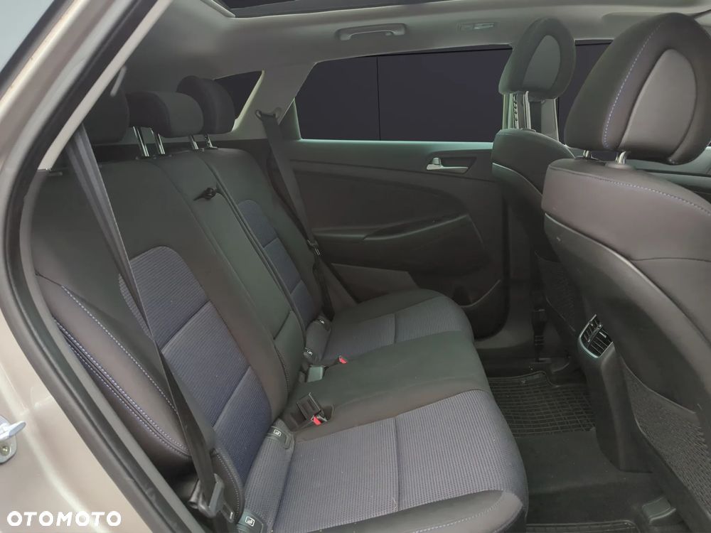 Hyundai Tucson - 16
