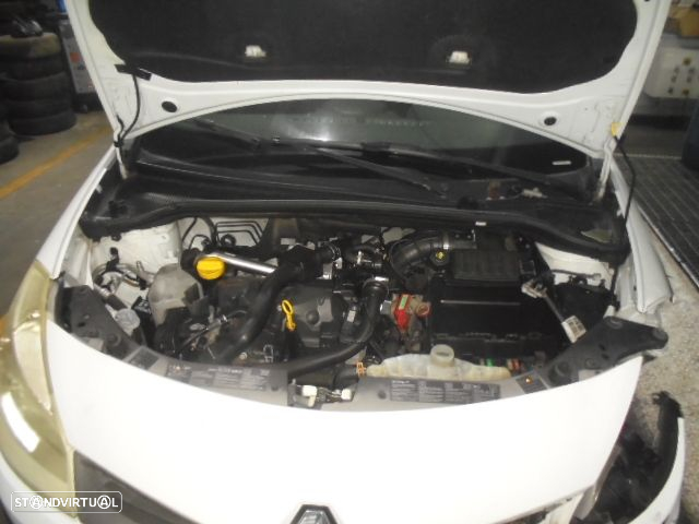 Carro MOT: K9K768 Cxvel: JH3189 JH3S58 RENAULT CLIO 3  2008 1.5Dci 68CV 3P BRANCO DIESEL - 2