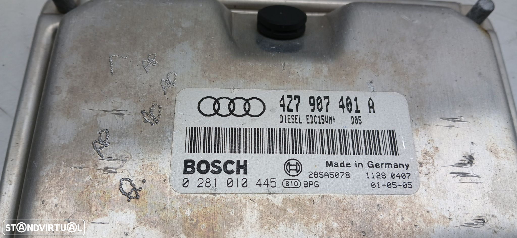 Centralina motor / ECU AUDI A6 Avant (4B5, C5) - 4