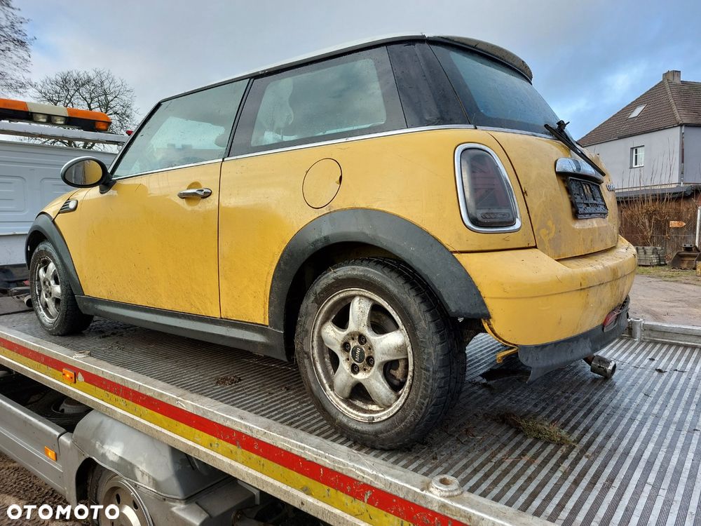 MINI Cooper 2007rok 1,6 benzyna na części - 7