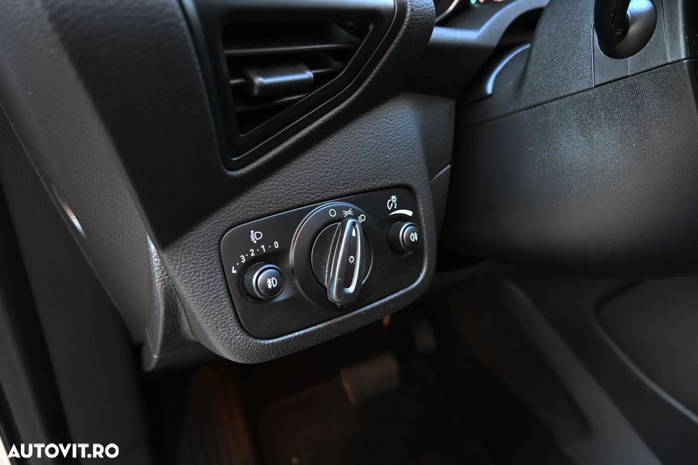 Ford Kuga 2.0 TDCi 4WD Powershift Titanium - 31