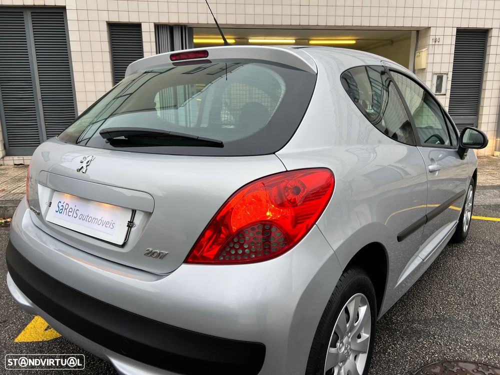 Peugeot 207 VAN 1.4 HDI AC - 32