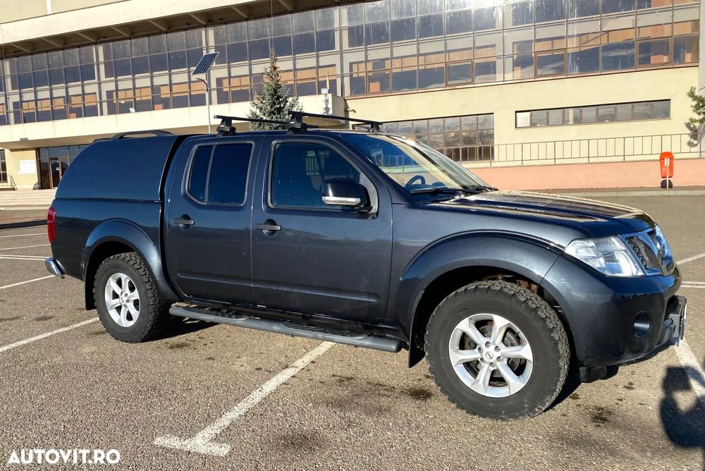 Nissan Navara 2.5 dCi Double Cab LE Plus - 9