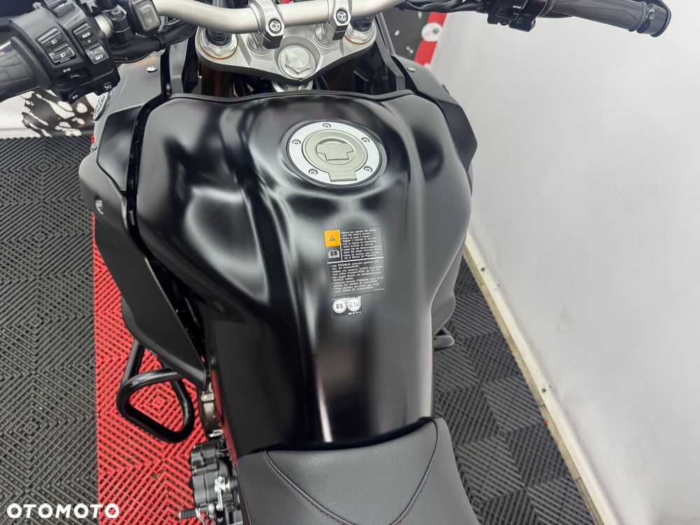 Yamaha Super Tenere - 22