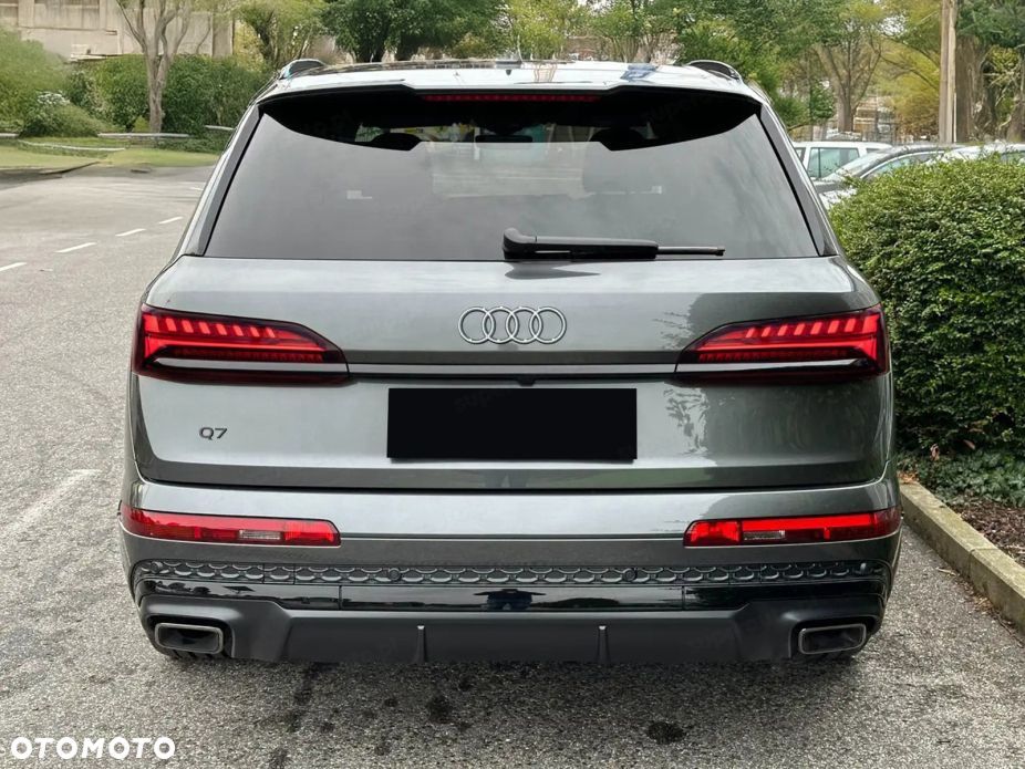 Audi Q7 - 2