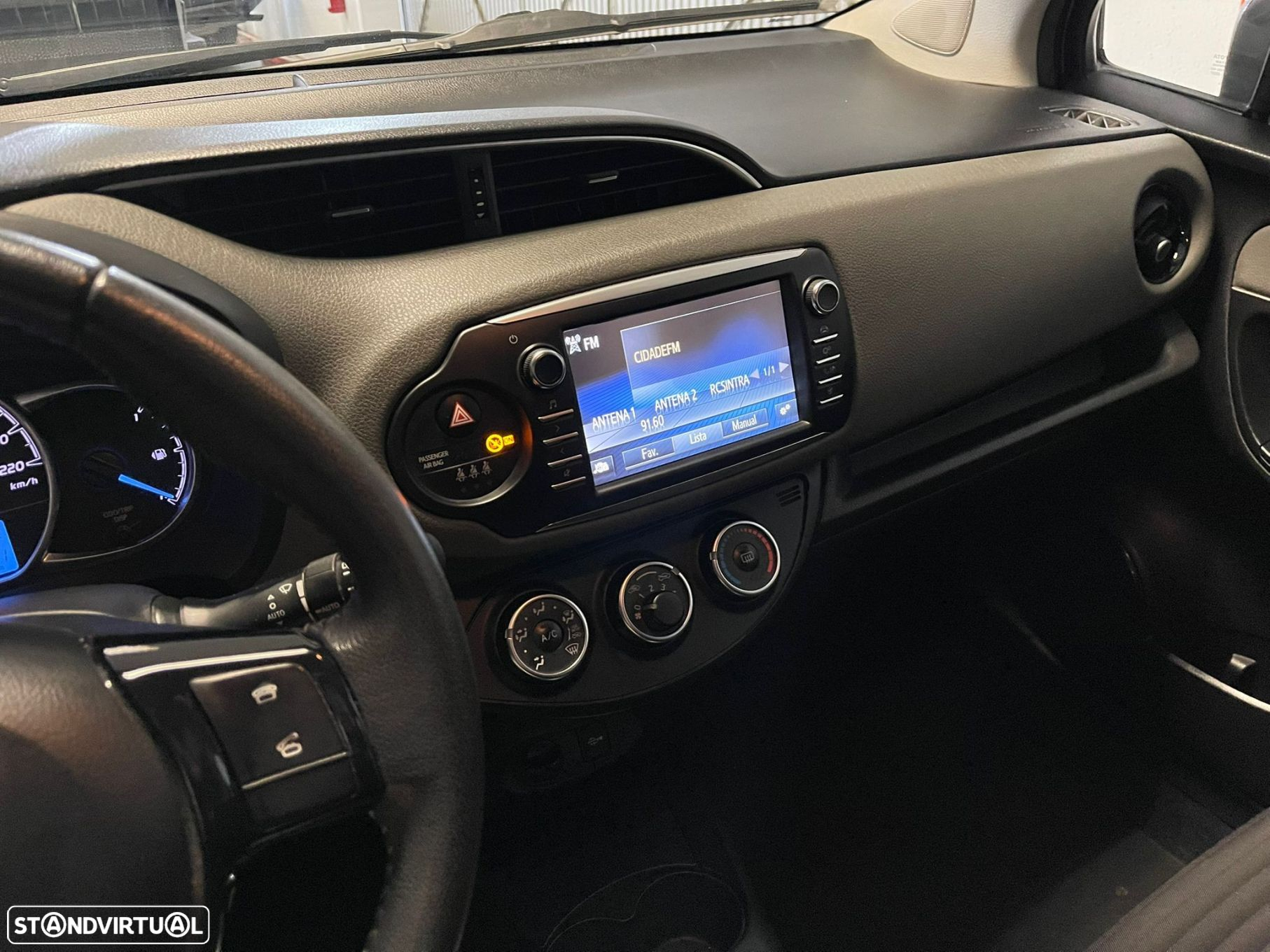 Toyota Yaris 1.0 VVT-i Comfort - 15