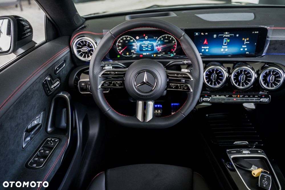 Mercedes-Benz CLA - 17