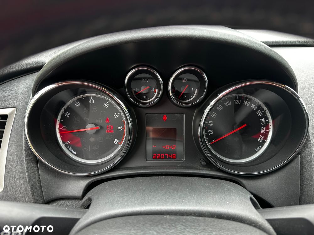 Opel Astra 1.4 - 15