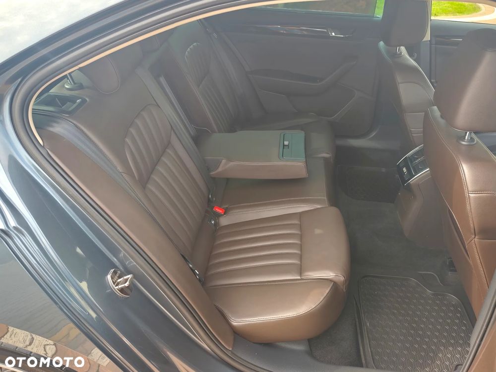 Skoda Superb 2.0 TDI L&K - 36