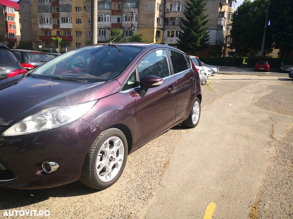 Ford Fiesta 1.6 TDCI SYNC Edition - 2