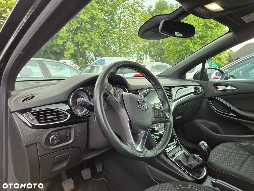 Opel Astra 1.6 Turbo Start/Stop Dynamic - 18
