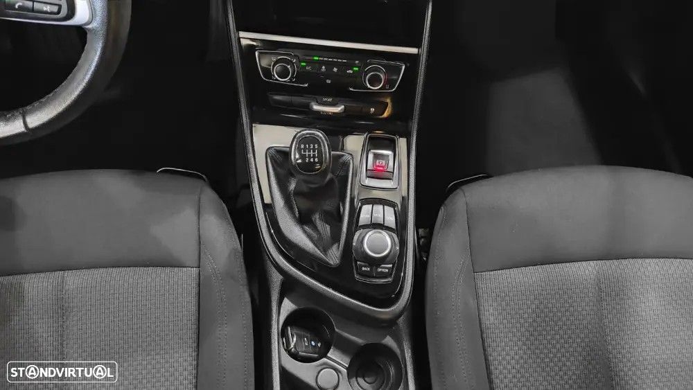 BMW 216 Active Tourer d Advantage - 39