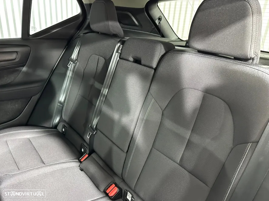 Volvo XC 40 1.5 T3 Momentum - 12