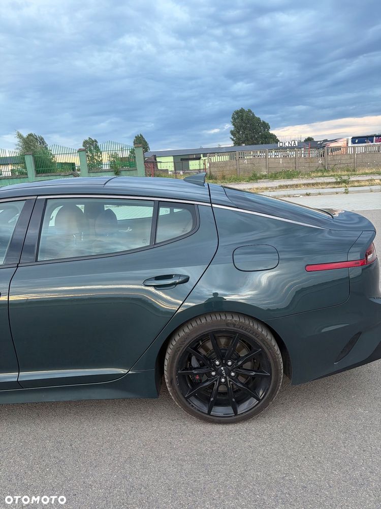 Kia Stinger 3.3 T-GDI V6 GT AWD - 16