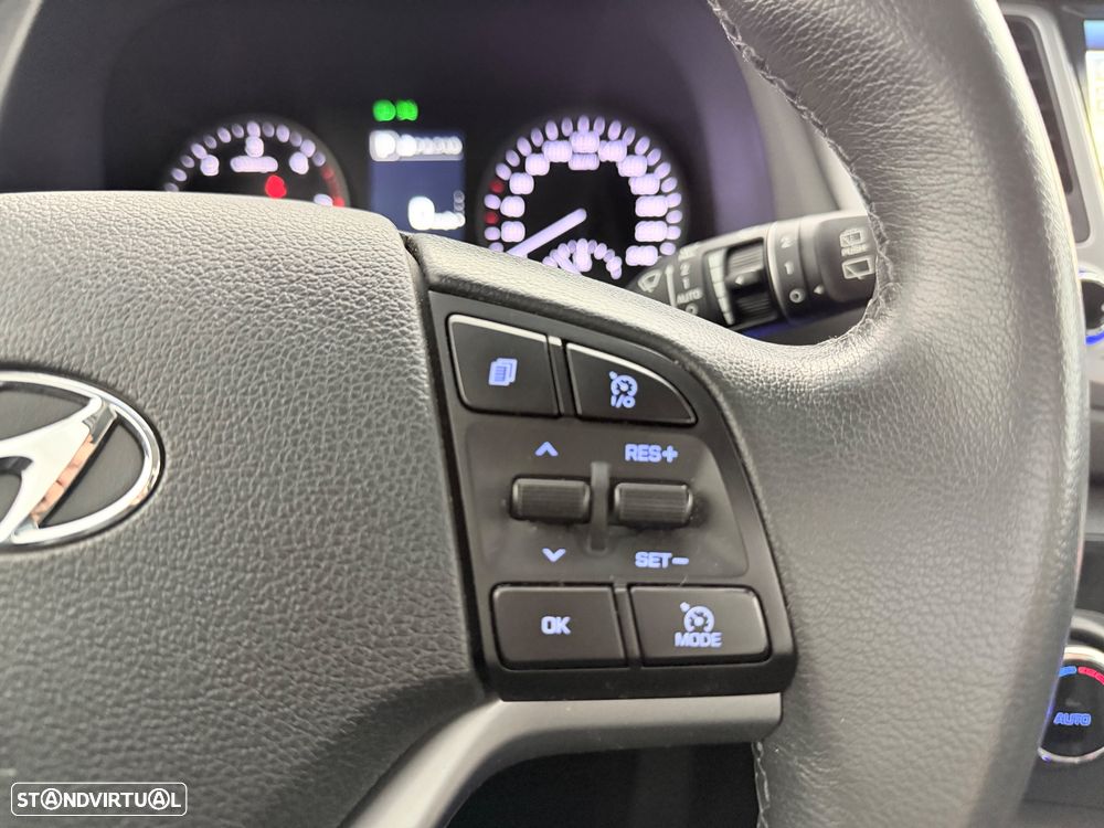 Hyundai Tucson 2.0 CRDi 4WD Auto Premium - 27