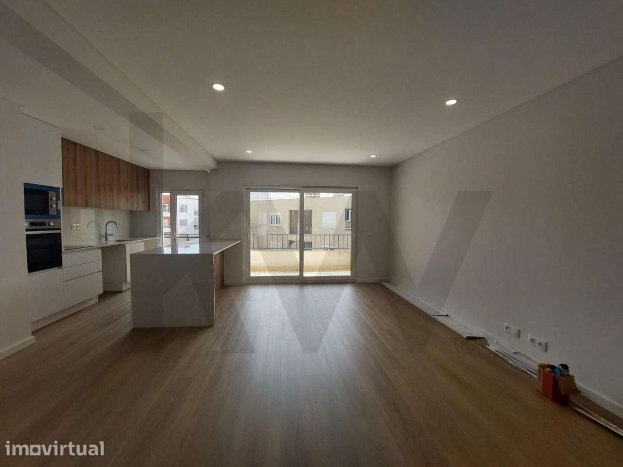 Apartamento T2 Renovado no Centro da Ericeira - Grande imagem: 5/20