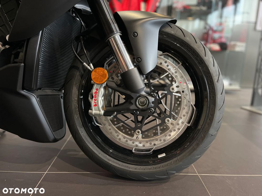 Ducati Diavel - 10