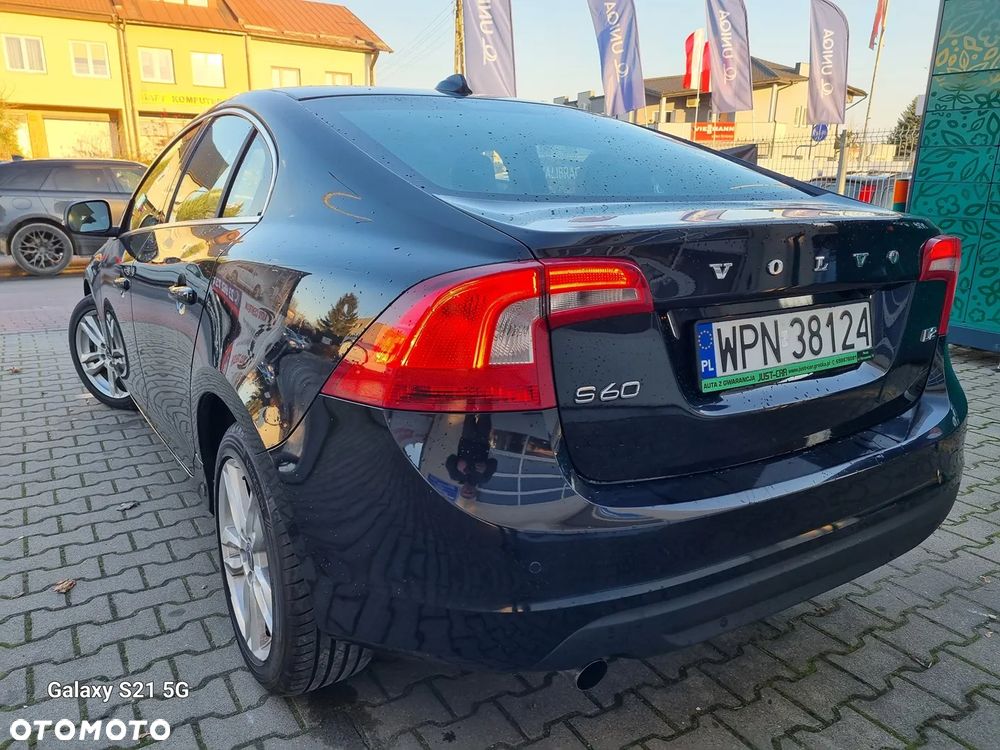 Volvo S60 D2 Powershift Summum - 8