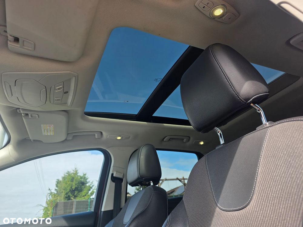 Ford Kuga 1.6 EcoBoost 2x4 Titanium - 15