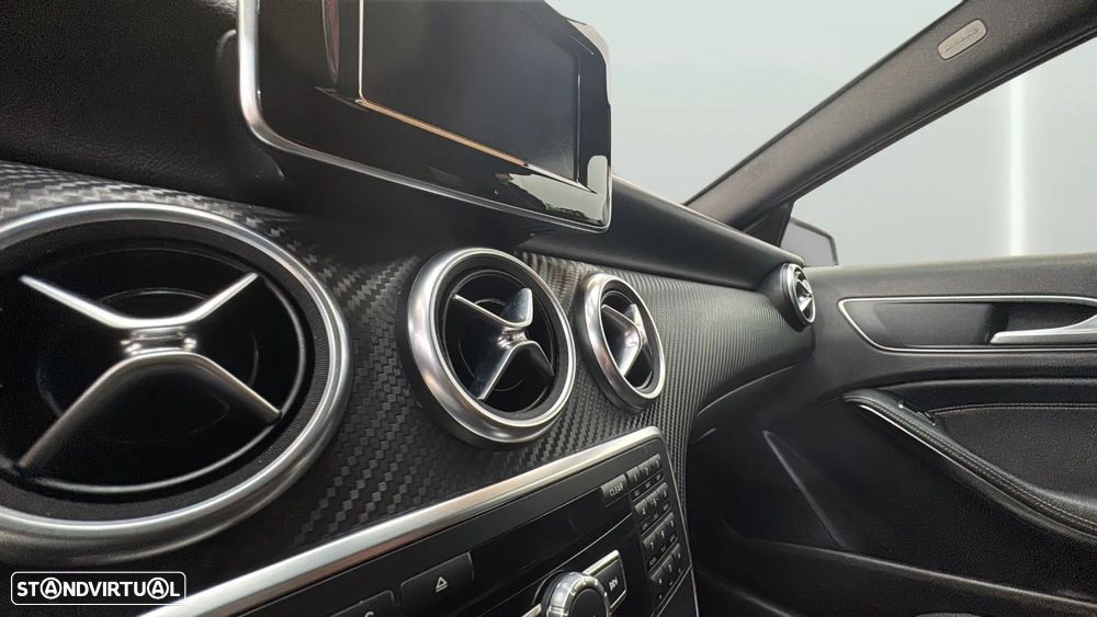 Mercedes-Benz A 200 CDI BE AMG Line - 20
