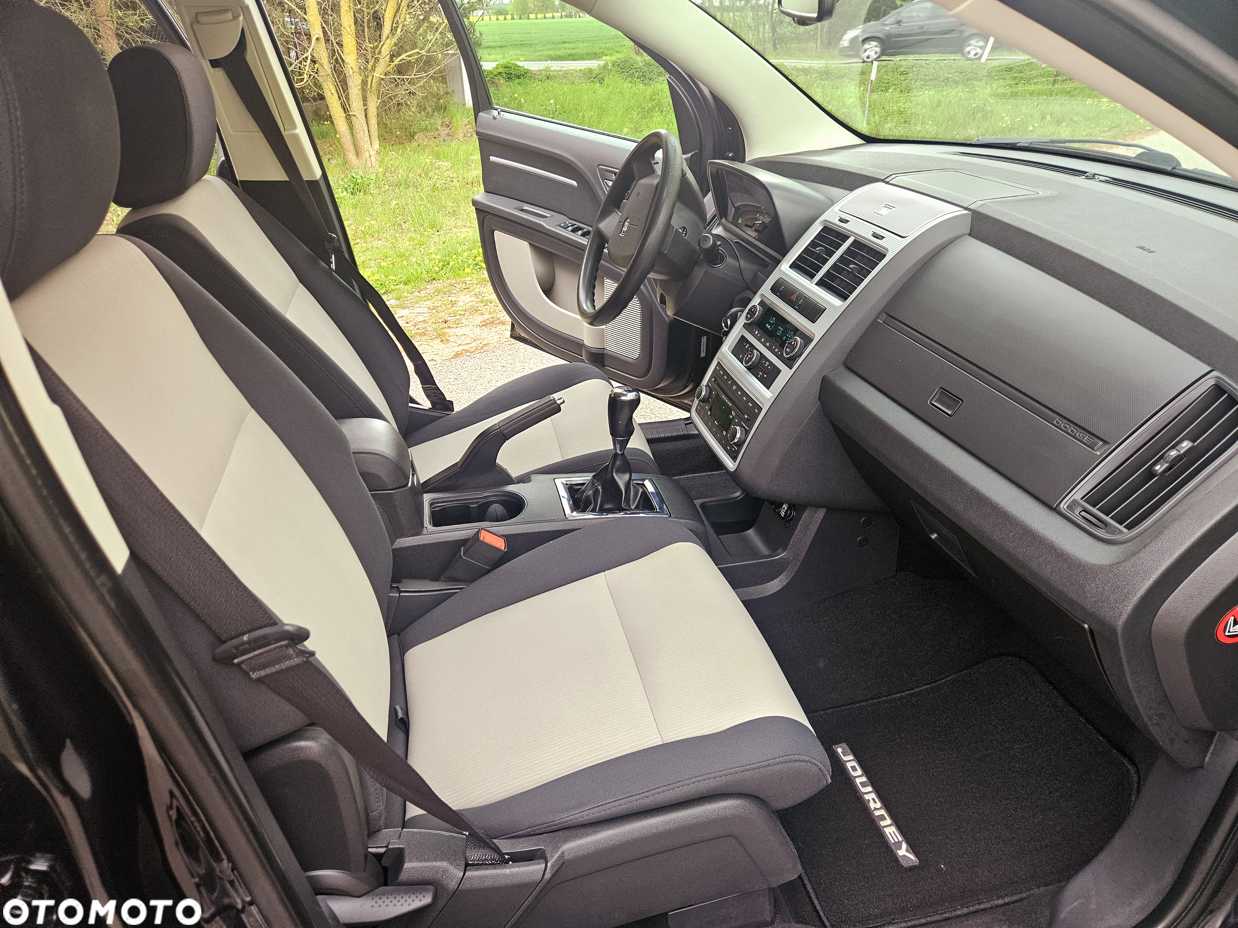 Dodge Journey - 16