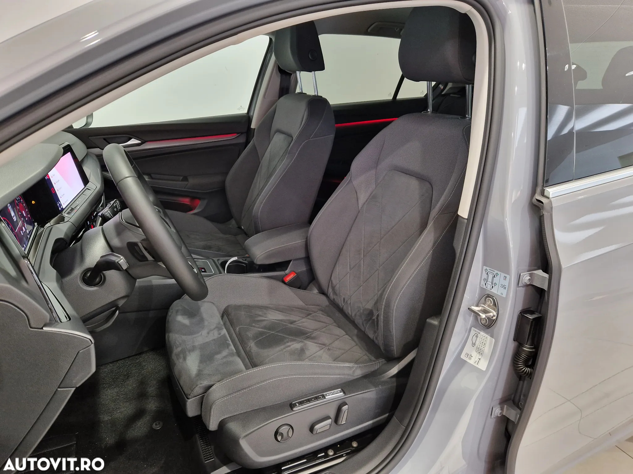 Volkswagen Golf - 11