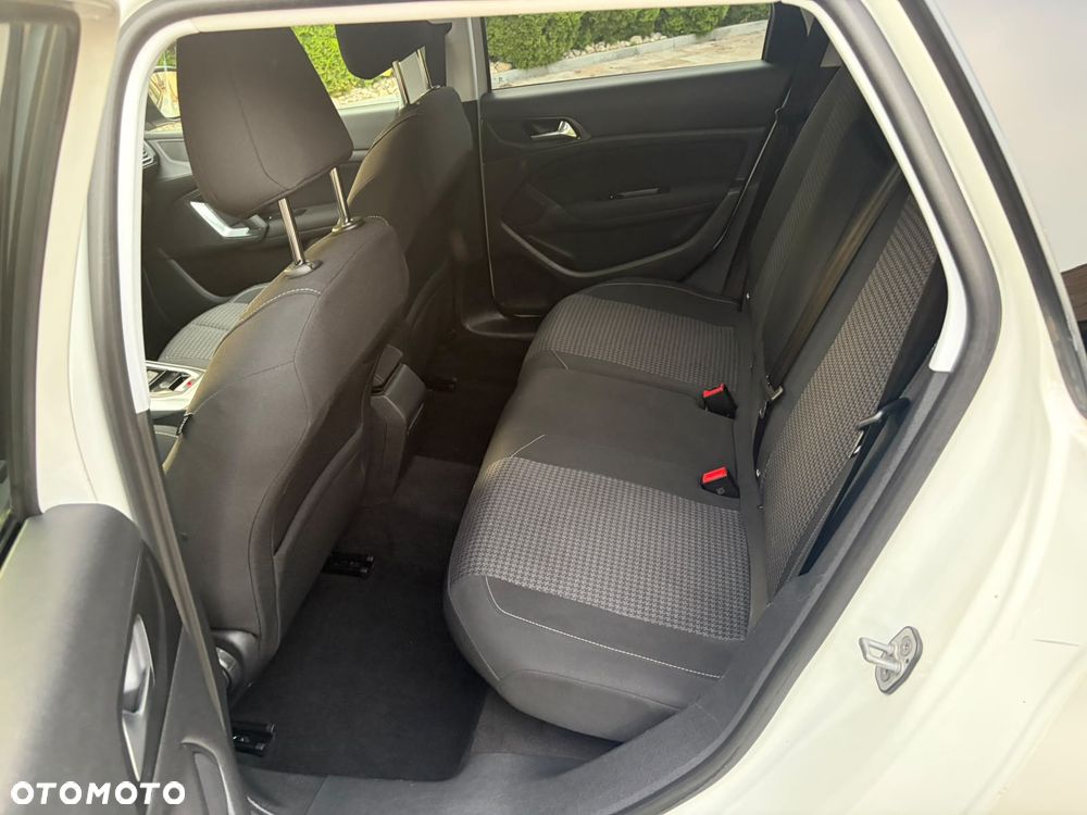 Peugeot 308 - 7