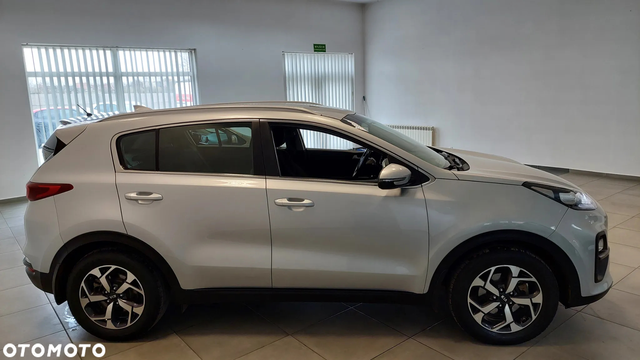 Kia Sportage 1.6 T-GDI M 2WD DCT - 4