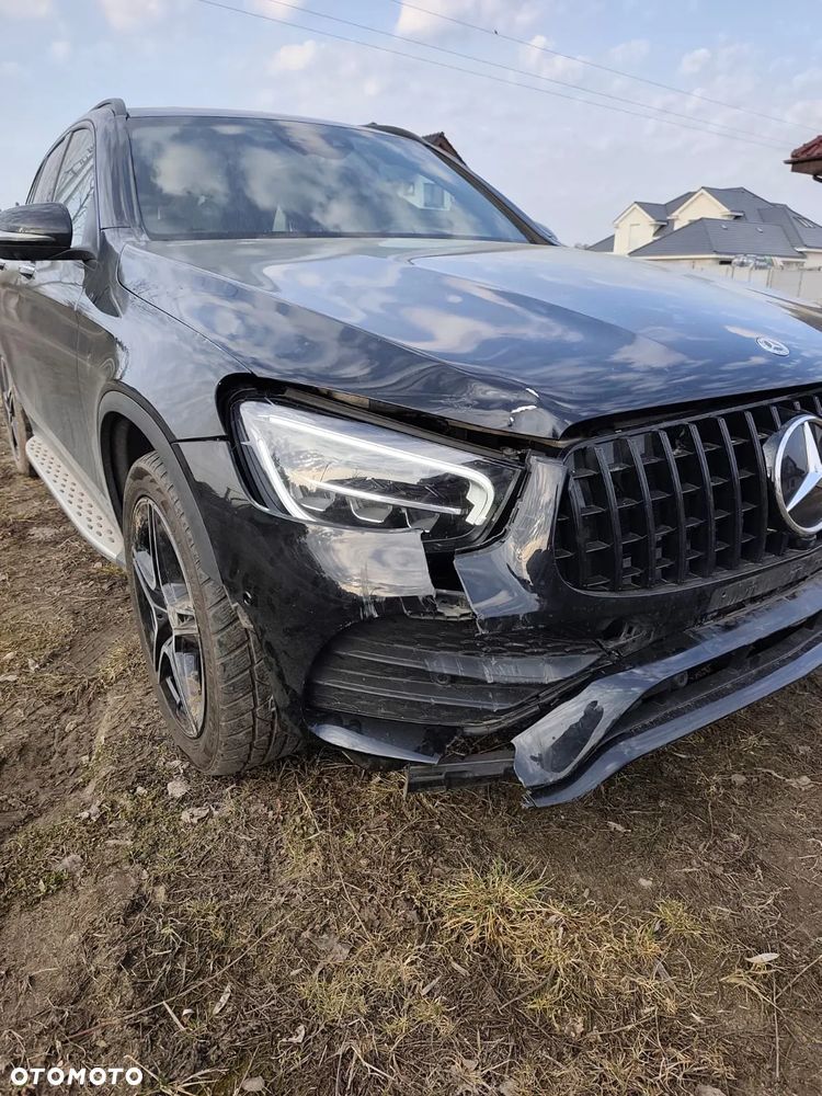 Mercedes-Benz GLC - 2