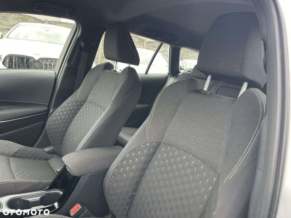 Toyota Corolla 1.8 Hybrid Style - 11