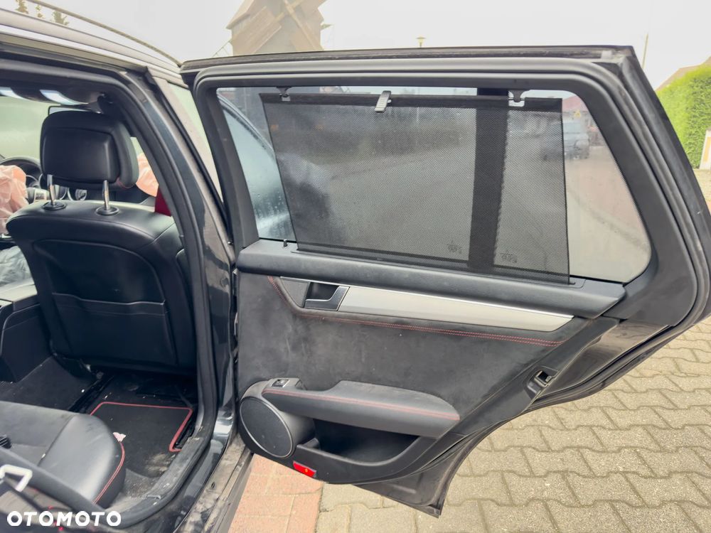 Mercedes-Benz Klasa C 220 CDI DPF Automatik Avantgarde - 20