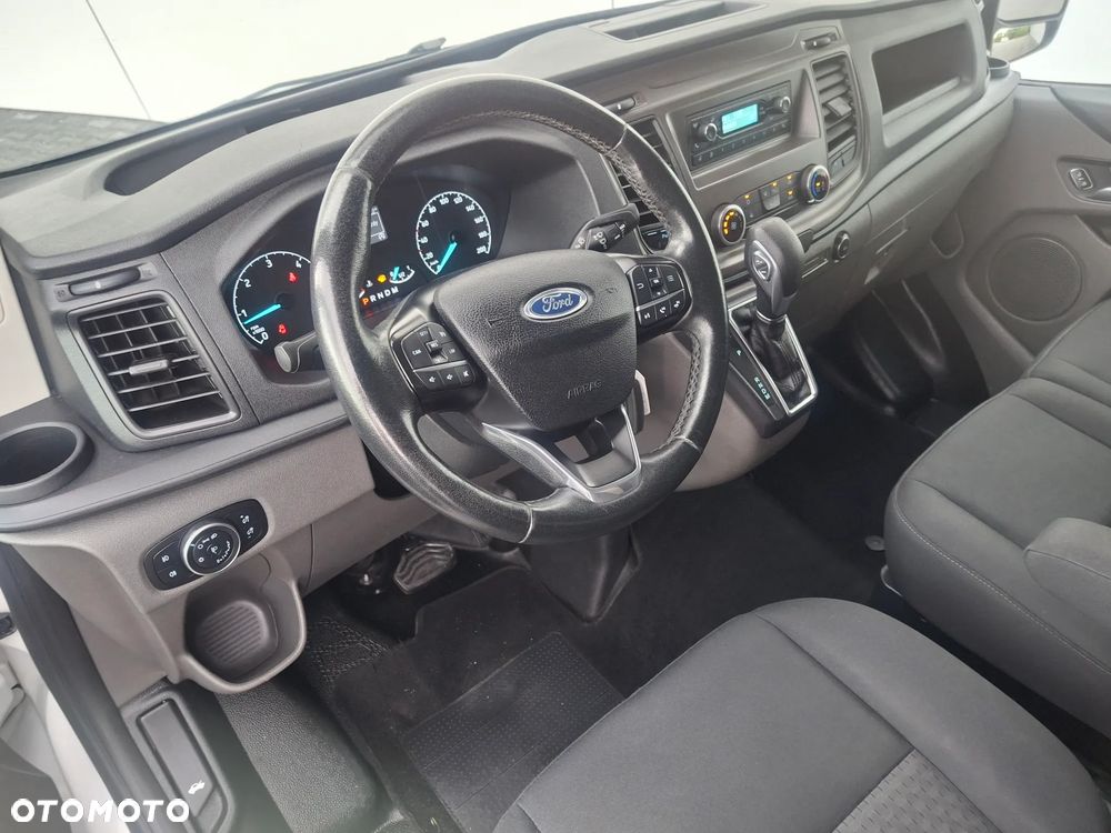 Ford TRANSIT CUSTOM - 27