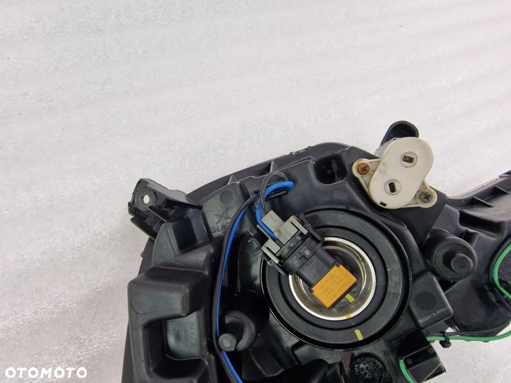 HYUNDAI GRAND SANTA FE III 12- PRAWY HALOGEN LED / DRL , SPRAWNY LED , NR 92202-B8 / 92202-B8100 , NR AUKCJI H264 - 12