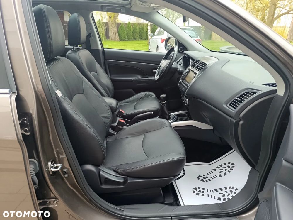 Mitsubishi ASX 1.8 DI-D 2WD Diamant Edition - 31