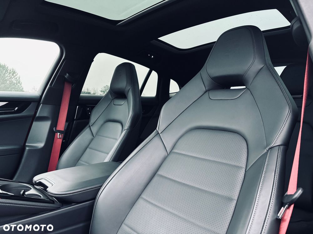 Porsche Panamera 4S E-Hybrid - 6