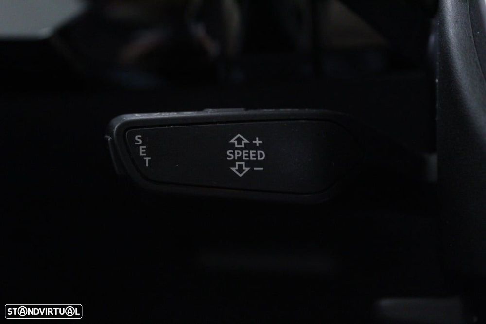 Audi Q8 e-Tron 55 quattro Advanced - 27